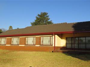 4 Bed House in Hennopspark