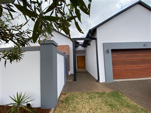 3 Bed House in Midstream Meadows