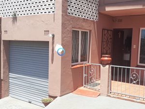 3 Bed Apartment in Fairbreeze