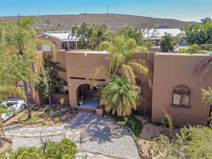 6 Bed House in Clanwilliam