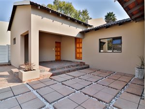 5 Bed House in Randpark Ridge
