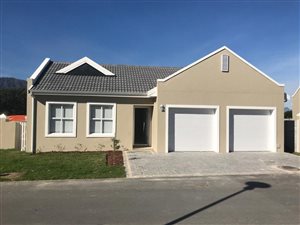 4 Bed House in De Zoete Inval