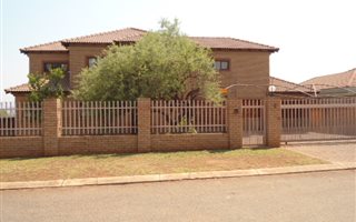 4 Bedroom House in Burgersfort