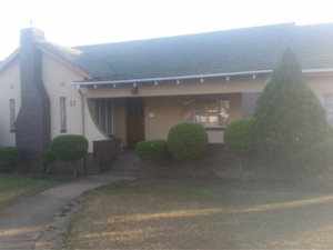 130 m² Office Space in Scottsville