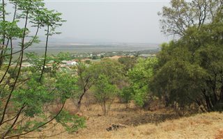 980 m² Land available in Kosmos Ridge