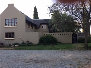 5 Bed House in Kyalami AH