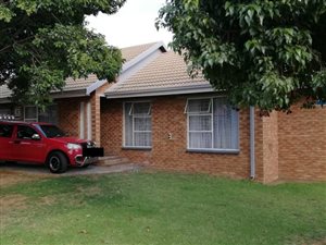 3 Bed House in Bonanne
