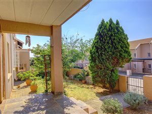 3 Bed Apartment in Radiokop