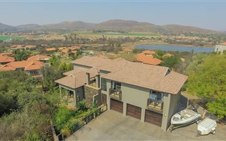 4 Bedroom House in Birdwood