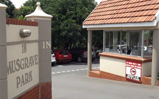82 m² Commercial space in Musgrave