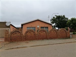 3 Bed House in Wattville