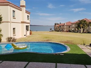 4 Bed House in Vaal Dam