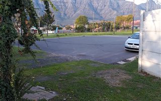 890 m² Land available in Jamestown