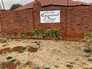 503 m² Land available in Denneoord