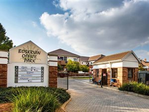 450 m² Office Space in Boskruin