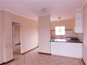 2 Bed Townhouse in Mooikloof Ridge