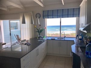 4 Bedroom House in West Bank