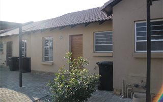 3 Bedroom Townhouse in Alrode
