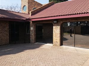 4 Bed House in Heidelberg Central