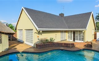 3 Bedroom House in Van Riebeeck Park