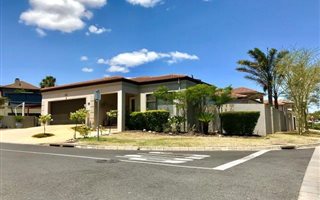 4 Bedroom House in Kleinbron Estate