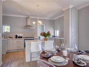4 Bed House in Radloff Park