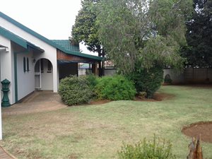 3 Bed House in Helikon Park