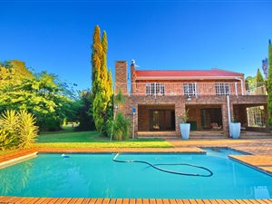 8.5 ha Farm in Boschkop