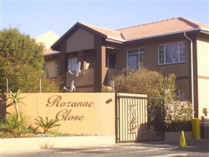 2 Bedroom Townhouse in Kempton Park Central