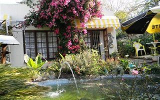 1 Bedroom Garden Cottage in Hurlingham