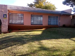 3 Bed House in Steel Park