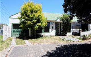 3 Bedroom House in Oakglen