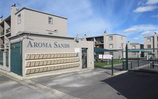 2 Bedroom Apartment in Vredekloof