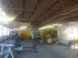 511 m² Industrial space in Jacobs