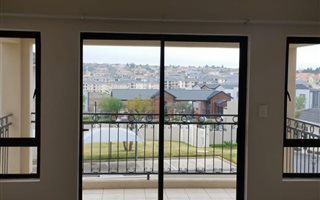 2 Bedroom Apartment in Carlswald Estate