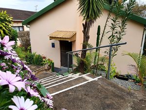 2 Bed Townhouse in Hibberdene