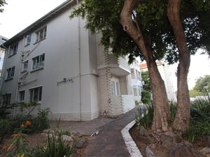 2 Bed Apartment in Rondebosch