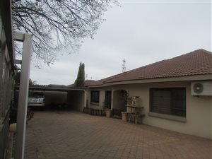 5 Bed House in Sunnyridge