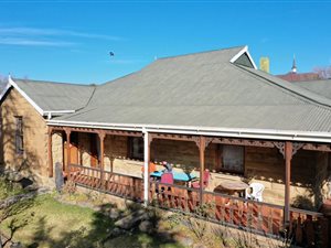 4 Bed House in Warden