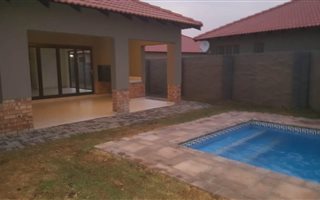 6 Bedroom House in Rustenburg Central
