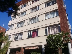 2.5 Bed Apartment in Muckleneuk