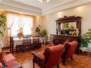 5 Bed House in Rugby