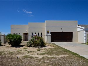4 Bed House in Bluewater Bay