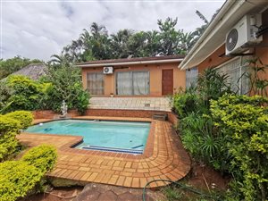 5 Bed House in Panorama