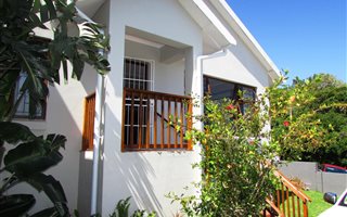3 Bedroom House in East Bank
