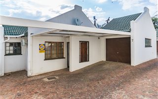 3 Bedroom Townhouse in Krugersdorp North