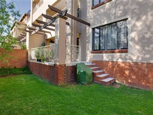 2 Bed Apartment in Sunninghill