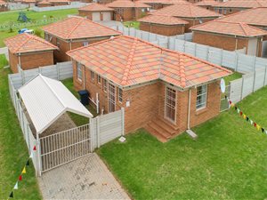3 Bed House in Blue Hills