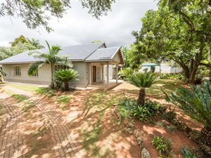 6 Bed House in Kingsview