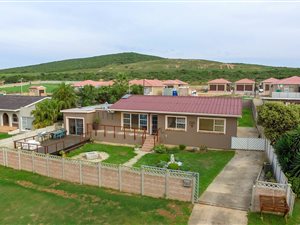 3 Bed House in Bothasrus
